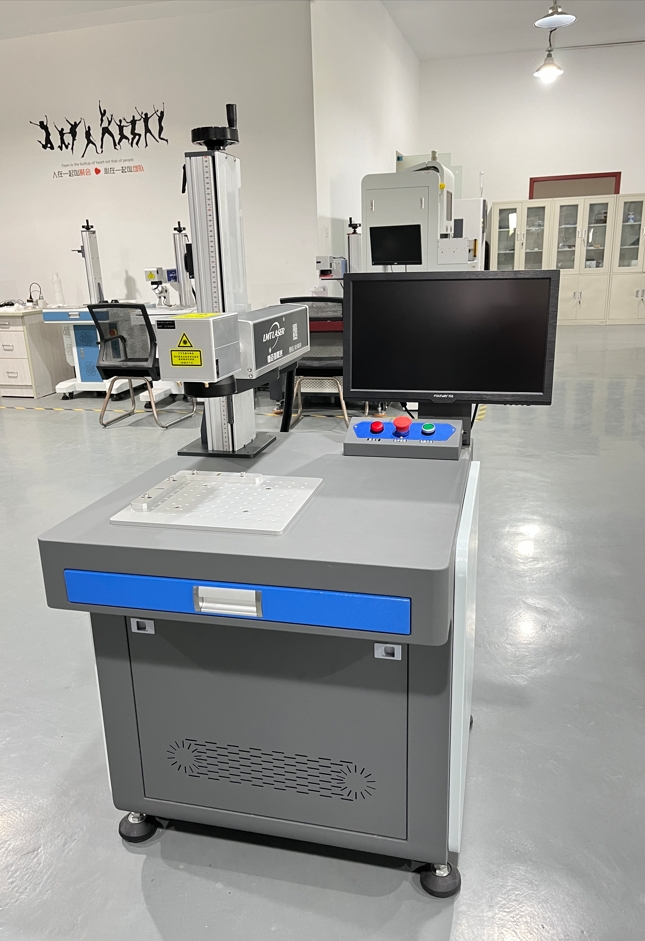 1715847476620363.jpg 激光打標機.jpg